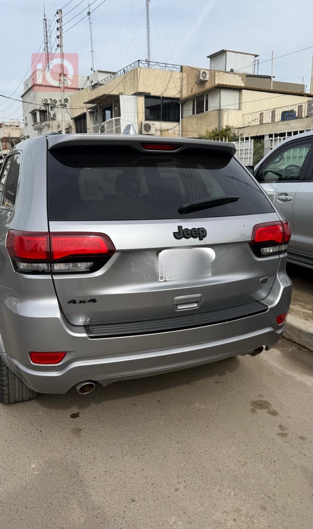 جيب جراند شيروكي